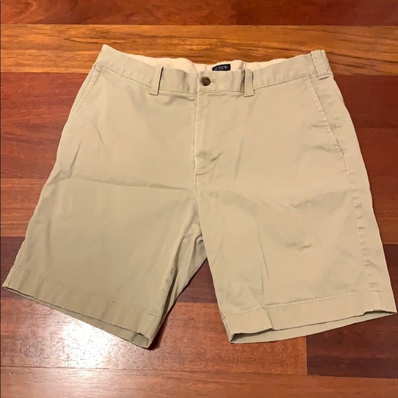 J. Crew Khaki Shorts - Size 34 - Picture 1 of 3